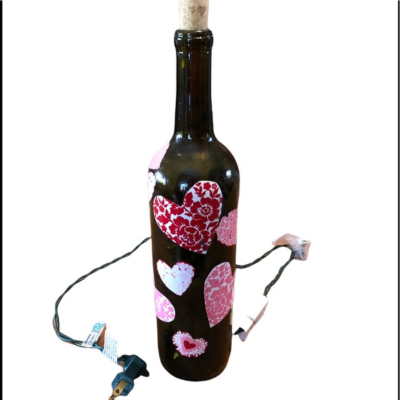 Valentine Wine Bottle Gift - Picture 1 of 4